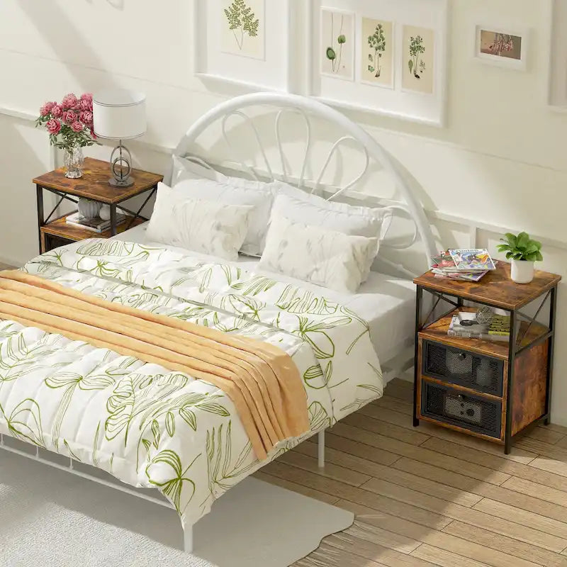 Ensemble de 3 pièces VECELO : table basse relevable avec rangement intégré et ensemble de 2 tables de chevet.