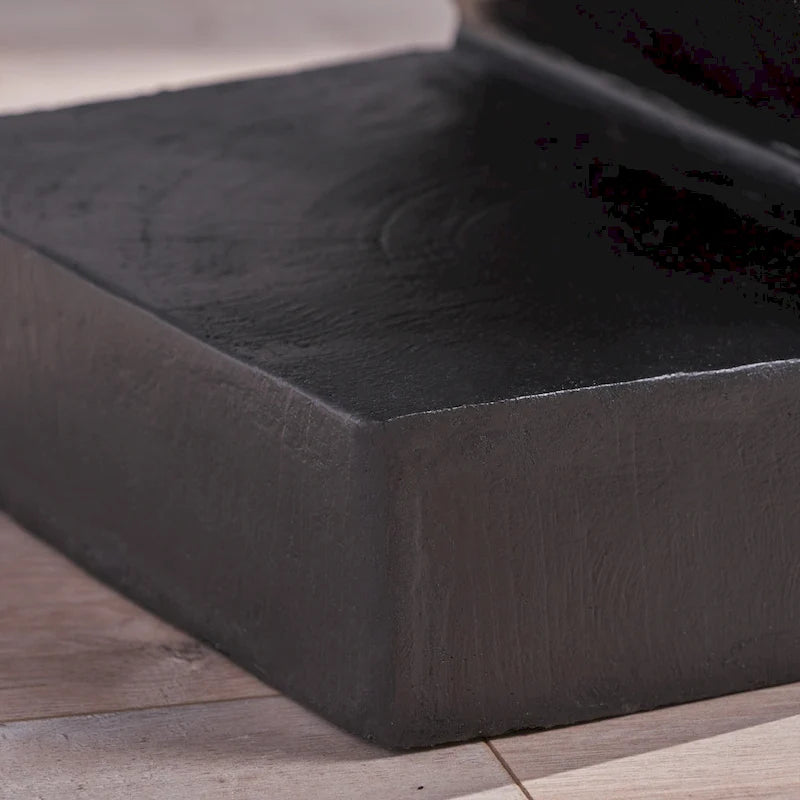 Table d'appoint d'extérieur Max en béton léger de Christopher Knight Home