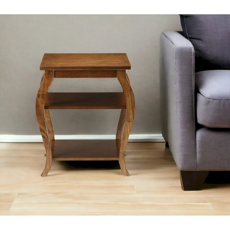 Table d'appoint HomeRoots 23 en bois noir avec pieds arqués et deux étagères - 51 cm (L) x 46 cm (P) x 58 cm (H)