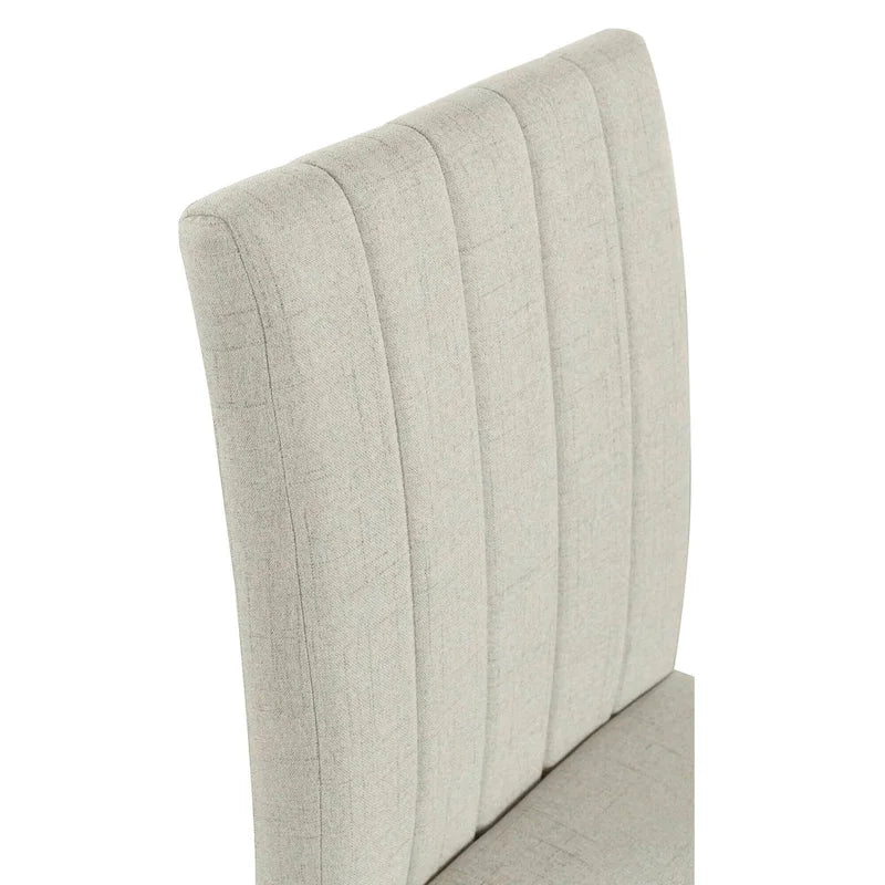 Ensemble de 2 chaises de salle à manger rembourrées Everly de 510 Design, à dossier capitonné