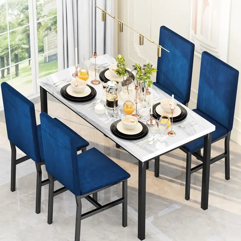 Ensemble de table à manger 5 pièces pour 4 personnes, table de cuisine en faux marbre avec chaises en velours pour petits espaces, coin repas, salon