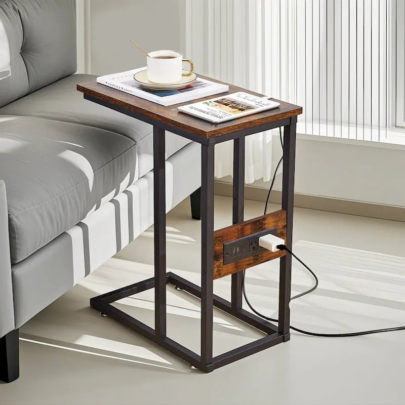 Table d'appoint en forme de C Javlergo, petite table de chevet avec ports USB et prises électriques pour les petits espaces