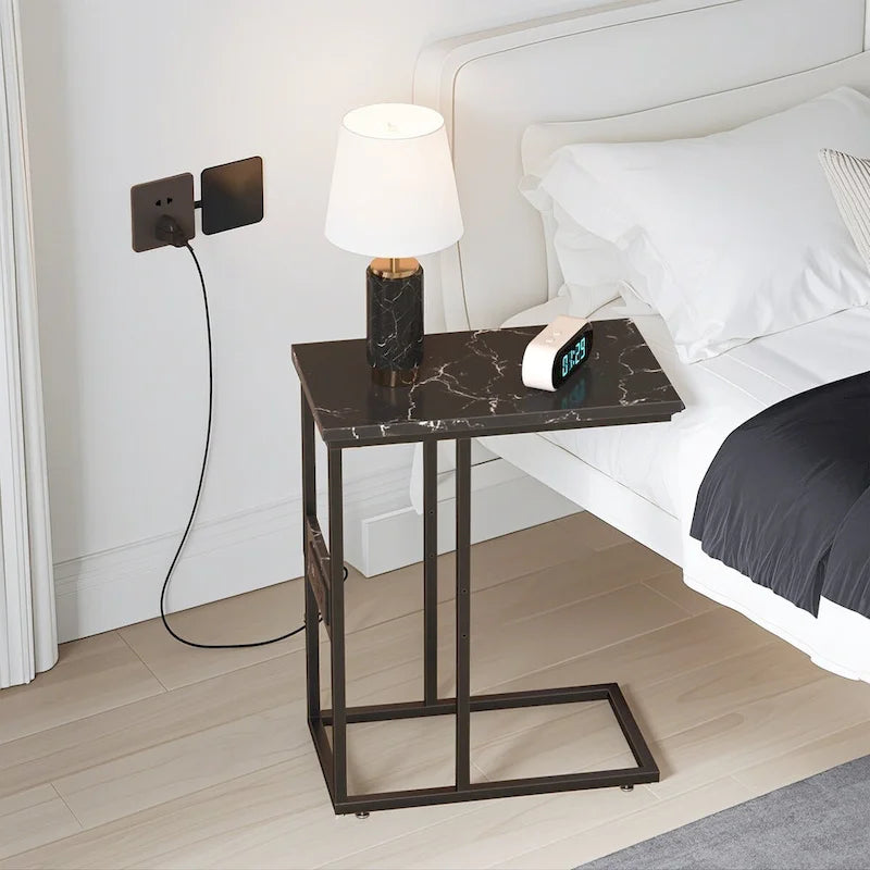 Table d'appoint en forme de C Javlergo, petite table de chevet avec ports USB et prises électriques pour les petits espaces