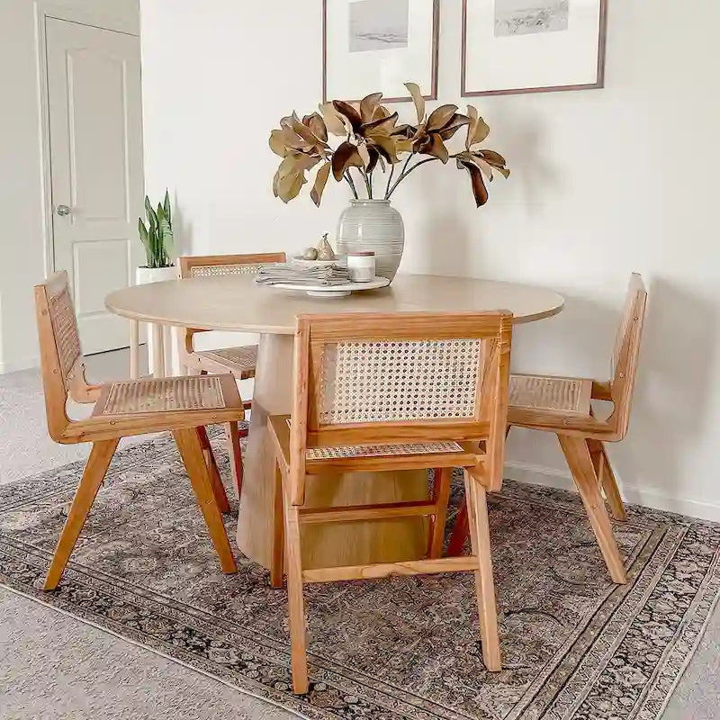 Table de salle à manger ronde à piédestal en chêne massif de 52 pouces